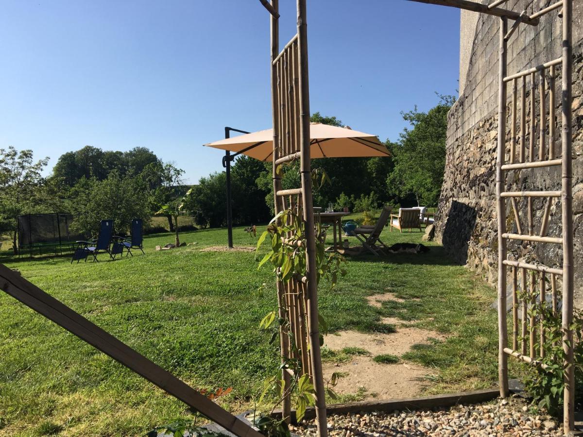 Bed and Breakfast La Mirabelle Saint-Pierre-de-Fursac Exterior foto